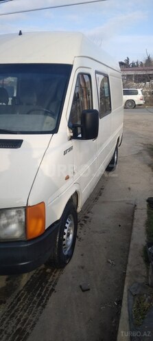 Mercedes Sprinter 212 2000, 267,000 km - 2.5 l - Şirvan