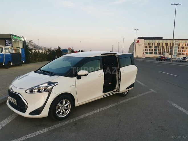 Toyota Sienta 2019, 150,782 km - 1.5 l - Bakı