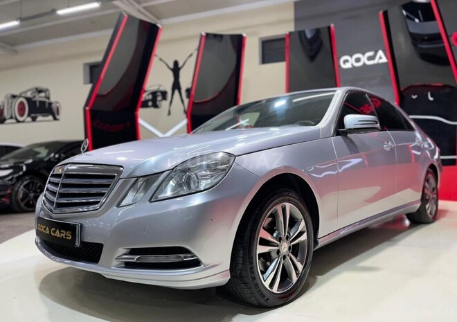 Mercedes E 220 d-5