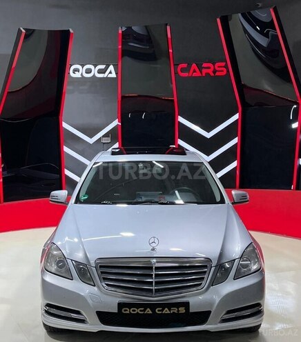 Mercedes E 220 d-3