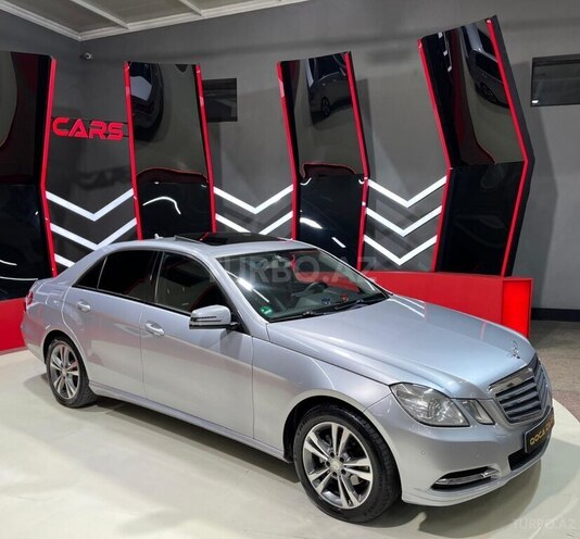 Mercedes E 220 d-4