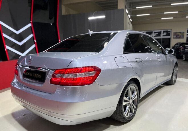 Mercedes E 220 d-10