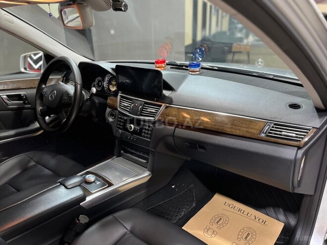 Mercedes E 220 d-16