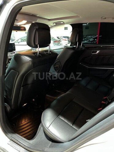 Mercedes E 220 d-18