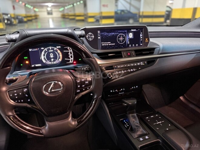 Lexus ES 300h 2020, 91,000 km - 2.5 l - Bakı