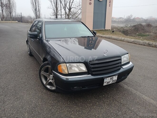 Mercedes C 240 1998, 268,000 km - 2.4 л - Bakı