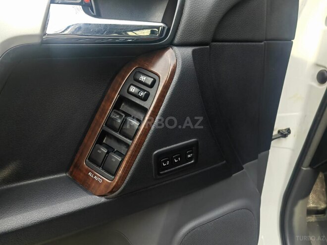 Toyota Land Cruiser Prado 2009, 170,000 km - 4.0 l - Bakı