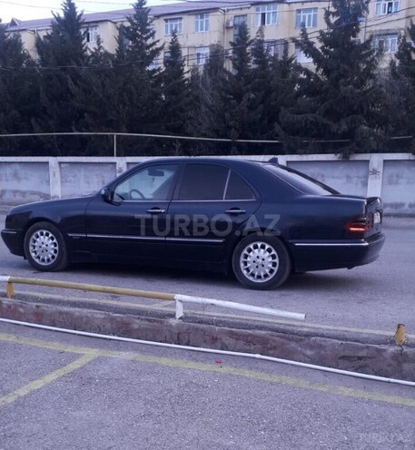 Mercedes E 220 d 2004, 150,000 km - 2.2 l - Sumqayıt