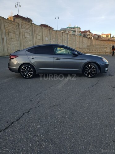 Hyundai Elantra 2019, 125,000 km - 2.0 л - Bakı