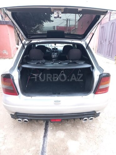 Opel Astra 1999, 320,000 km - 1.6 л - Bakı