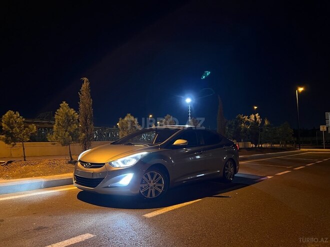 Hyundai Elantra 2015, 217,000 km - 1.6 l - Bakı