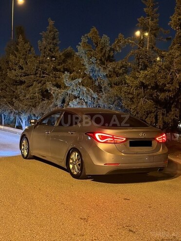 Hyundai Elantra 2015, 217,000 km - 1.6 l - Bakı