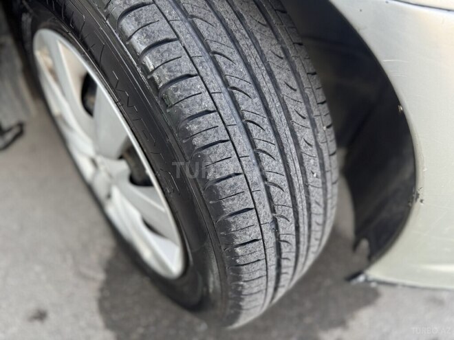 Toyota Avensis 2006, 311,000 km - 2.0 l - Bakı