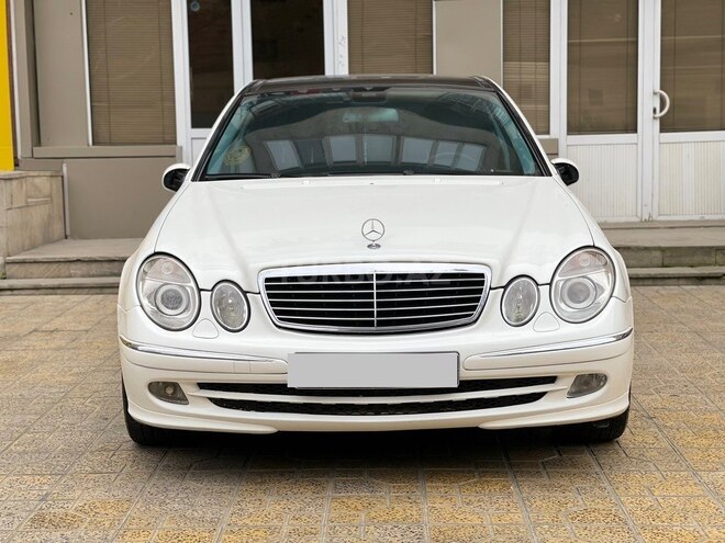 Mercedes E 320 2004, 285,000 km - 3.2 l - Bakı