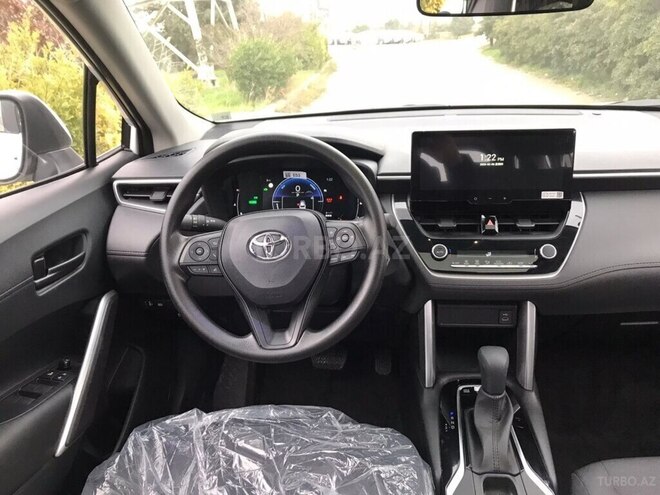 Toyota Corolla Cross 2024, 0 km - 2.0 л - Bakı