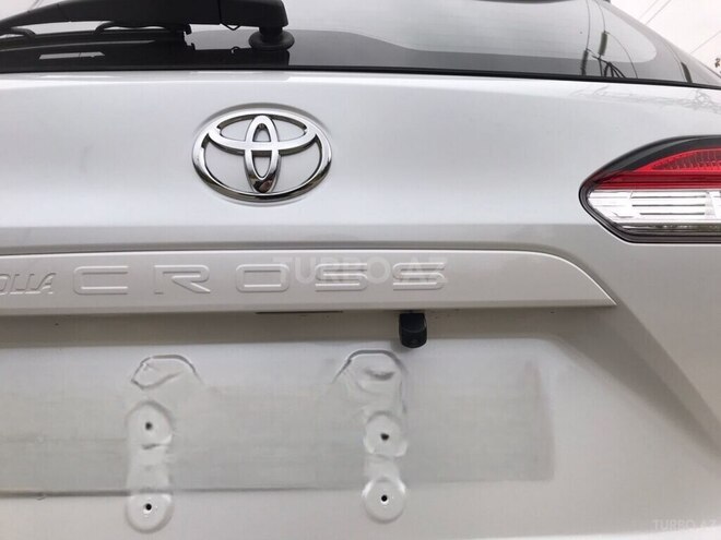 Toyota Corolla Cross 2024, 0 km - 2.0 л - Bakı