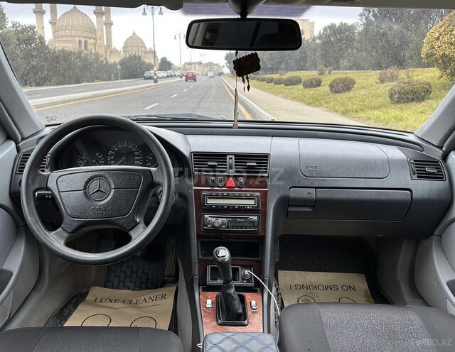 Mercedes C 180 1998, 411,203 km - 1.8 l - Bakı