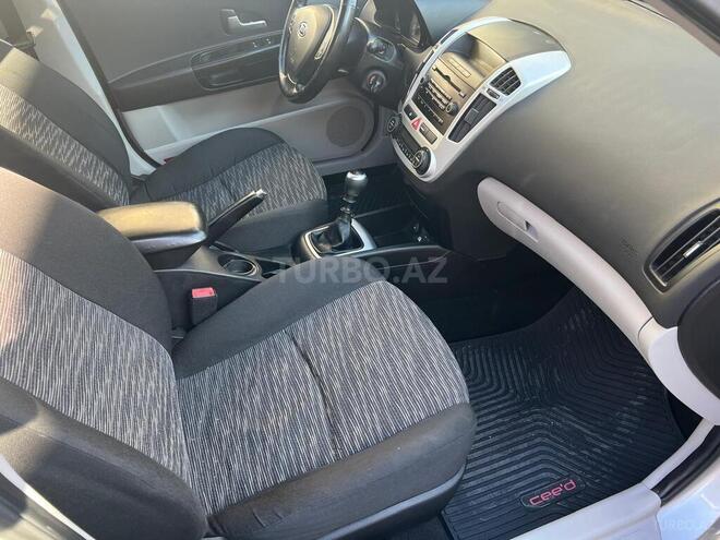 Kia Ceed 2007, 280,000 km - 1.4 l - Gəncə