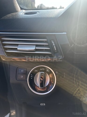 Mercedes E 220 d 2011, 274,000 km - 2.2 л - Bakı