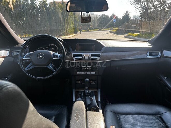 Mercedes E 220 d 2011, 274,000 km - 2.2 л - Bakı
