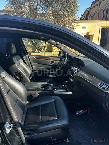 Mercedes E 220 d 2011, 274,000 km - 2.2 л - Bakı