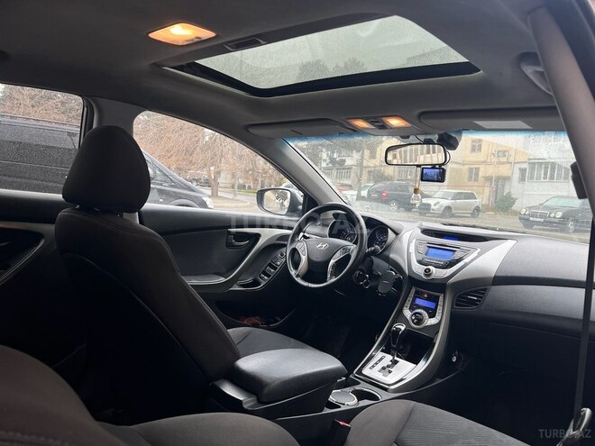Hyundai Elantra 2012, 215,000 km - 1.8 l - Bakı