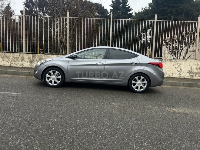 Hyundai Elantra 2012, 215,000 km - 1.8 l - Bakı