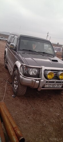Mitsubishi Pajero 1995, 200,000 km - 2.5 л - Bakı