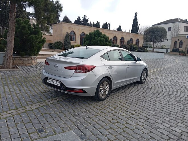 Hyundai Elantra 2019, 73,000 km - 2.0 l - Bakı