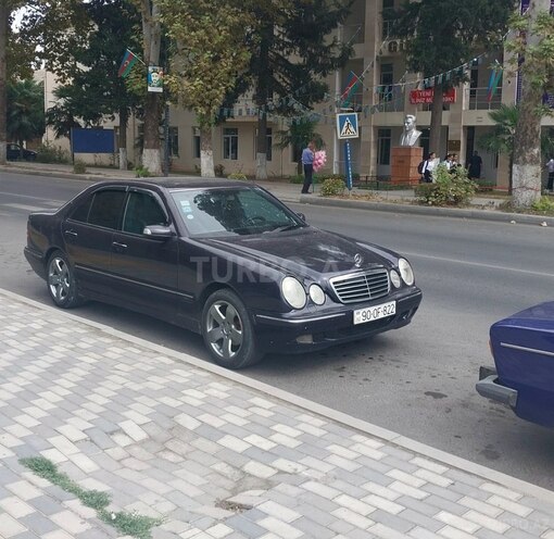 Mercedes E 240 2000, 430,000 km - 2.4 l - Ağdaş