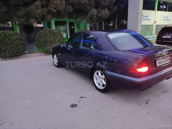 Mercedes C 240 1999, 255,000 km - 2.4 l - Bakı