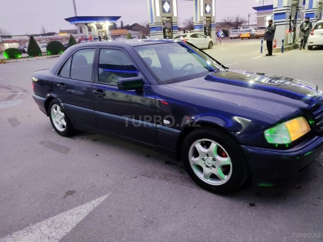 Mercedes C 240 1999, 255,000 km - 2.4 l - Bakı