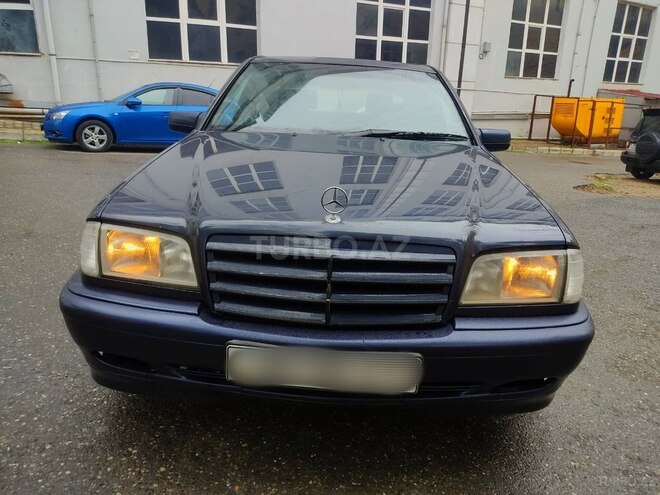 Mercedes C 240 1999, 255,000 km - 2.4 l - Bakı