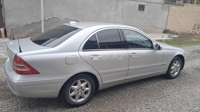 Mercedes C 200 2000, 449,991 km - 2.0 l - Sabirabad