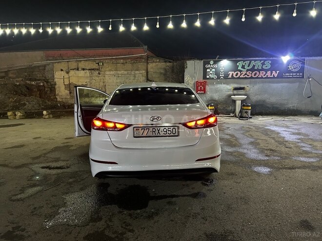 Hyundai Elantra 2017, 73,000 km - 2.0 l - Bakı
