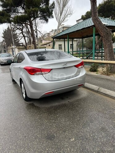 Hyundai Elantra 2012, 132,200 km - 1.8 l - Bakı