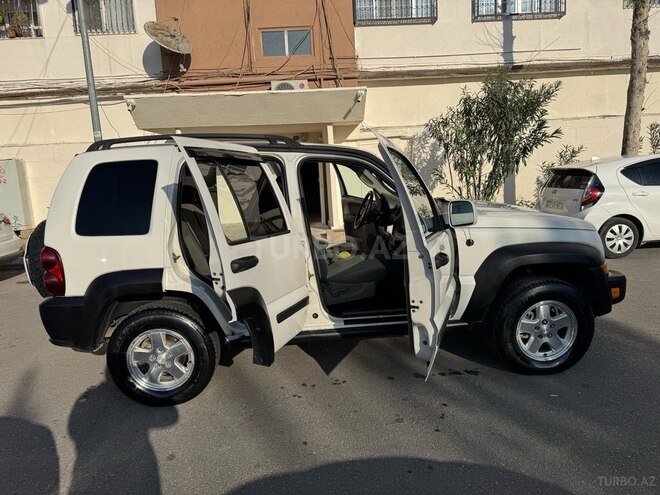 Jeep Liberty 2005, 263,000 km - 2.8 l - Bakı