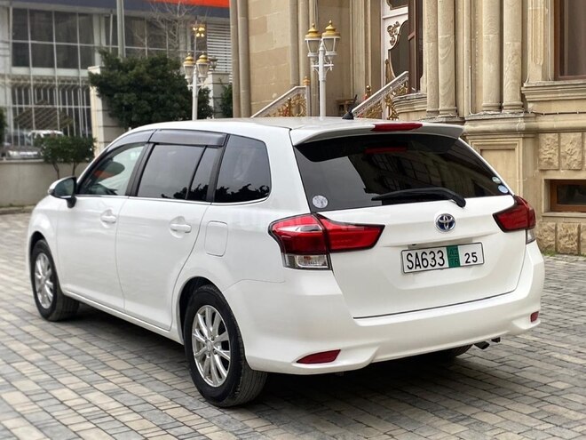 Toyota Corolla Fielder 2017, 125,000 km - 1.5 л - Bakı