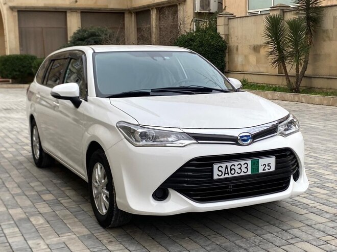 Toyota Corolla Fielder 2017, 125,000 km - 1.5 л - Bakı