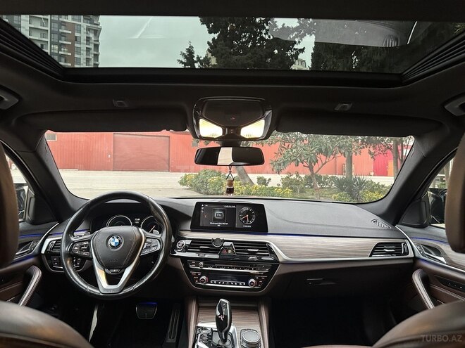BMW 520-9