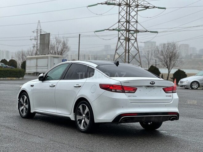 Kia Optima-6