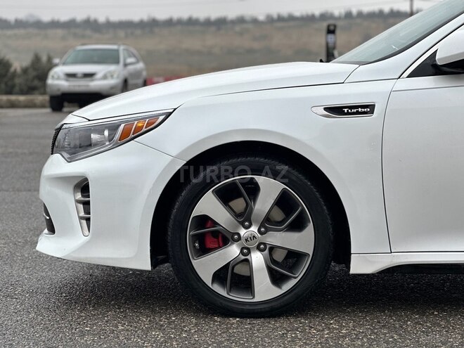 Kia Optima-5