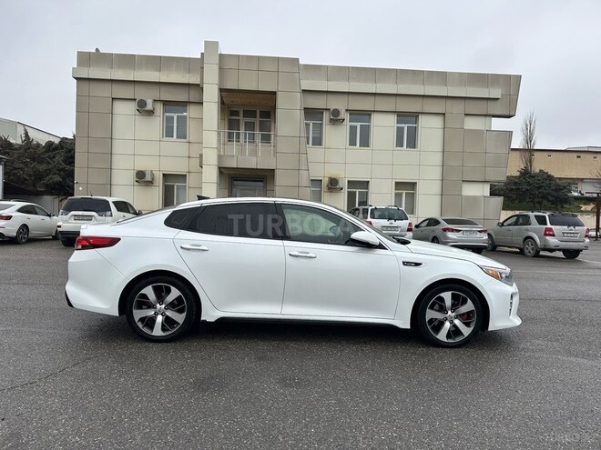 Kia Optima-3