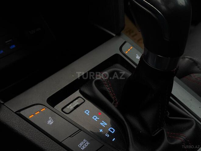Hyundai Elantra 2019, 215,652 km - 1.6 l - Bakı
