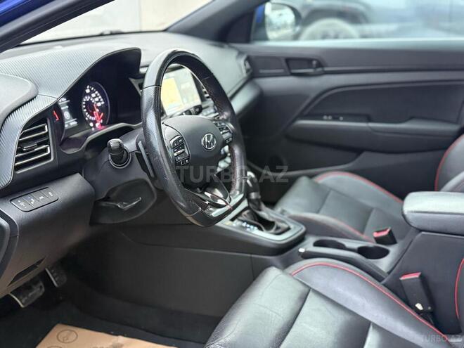 Hyundai Elantra 2019, 215,652 km - 1.6 l - Bakı