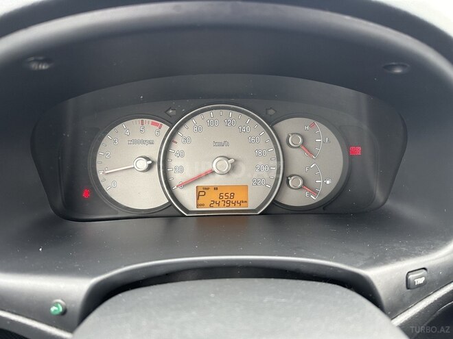 Kia Carens 2006, 247,000 km - 2.0 l - Bakı