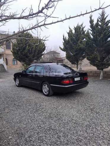 Mercedes E 320 1998, 300,000 km - 3.2 l - Bakı