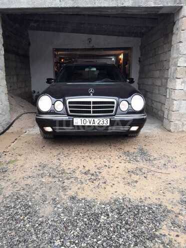 Mercedes E 320 1998, 300,000 km - 3.2 l - Bakı