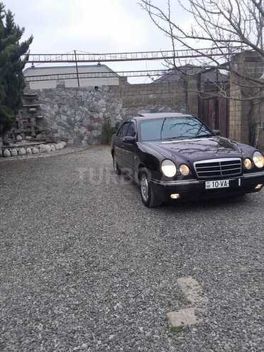 Mercedes E 320 1998, 300,000 km - 3.2 l - Bakı