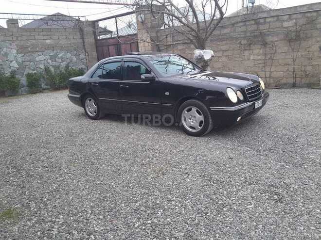 Mercedes E 320 1998, 300,000 km - 3.2 l - Bakı